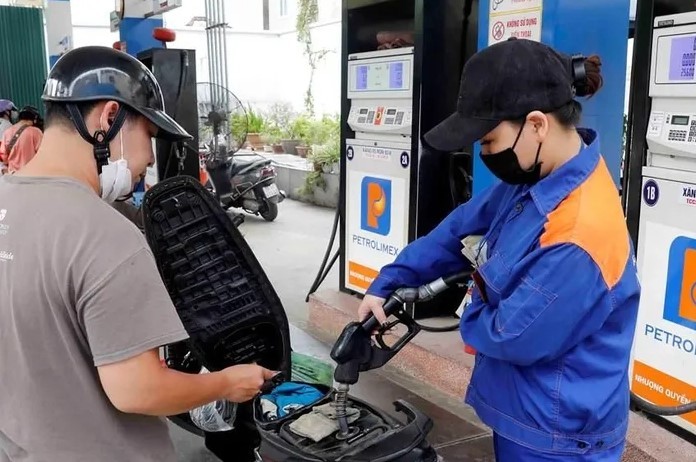 Tin xe trưa 2/6: ‘Vua côn tay’ mới phân khúc trên Exciter và Winner R chính thức ra mắt với giá mềm, trang bị cực xịn ảnh 2