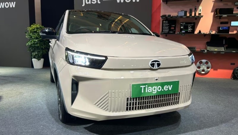 Honda SH ‘lâm nguy’, mẫu ô tô hatchback ‘bình dân’ mới rẻ hơn Hyundai Grand i10 ra mắt giá 166 triệu đồng ảnh 1