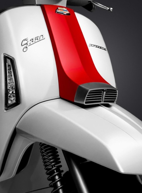 ‘Cơn ác mộng’ của Honda SH chính thức ra mắt: Giá bán cạnh tranh, thiết kế đẹp mê ly, có ABS và TCS ảnh 4