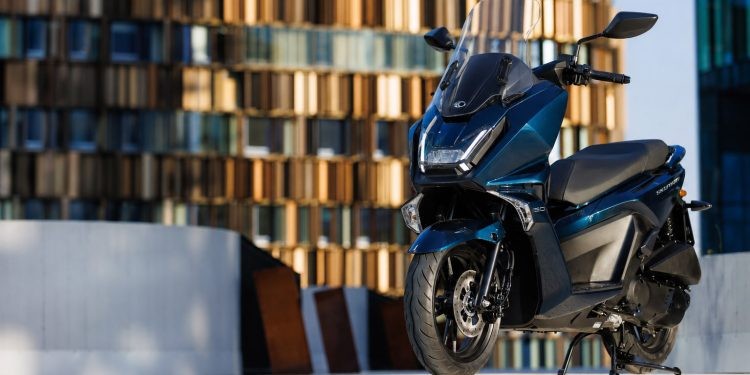 Chính thức ra mắt ‘vua xe ga’ 150cc mới giá 108 triệu đồng: Thiết kế ‘nét’ hơn cả Honda SH, có đủ ABS kênh đôi và TCS ảnh 1