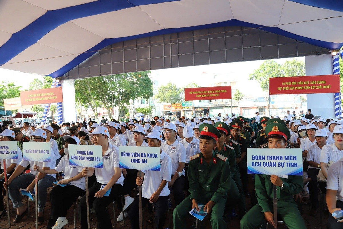hon-50000-ca-mac-sot-xuat-huyet-bo-y-te-keu-goi-moi-nguoi-dan-danh-10-phut-moi-tuan-de-phong-benh-2-1781325136.jpg