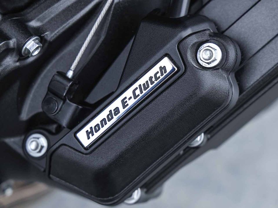 Honda chính thức ra mắt ‘vua côn tay’ mới là ‘đàn anh’ của Winner R, phân khúc cao hơn Yamaha Exciter, giá cực mềm ảnh 3