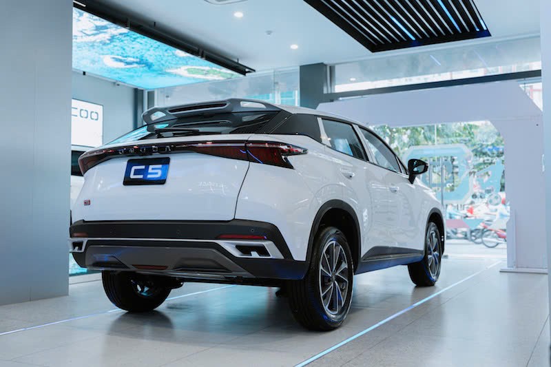 Omoda & Jaecoo Việt Nam bổ sung phiên bản Omoda C5 Sport, có giá bán ưu đãi dưới 500 triệu đồng ảnh 3