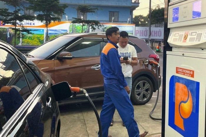 Tin xe trưa 18/6: ‘Khắc tinh’ của Honda SH Mode chính thức ra mắt, giá rẻ hơn Air Blade mà vẫn có ABS ảnh 3
