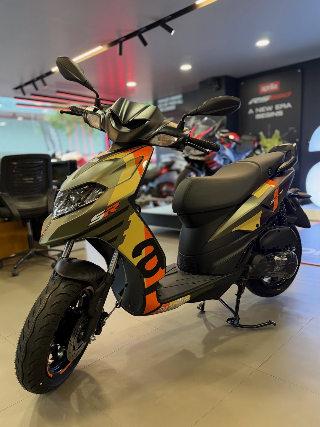 ‘Vua xe ga’ 175cc mới của Ý chính thức ra mắt, giá 29 triệu đồng rẻ hơn Honda Vision, có ABS như SH Mode và Air Blade ảnh 3