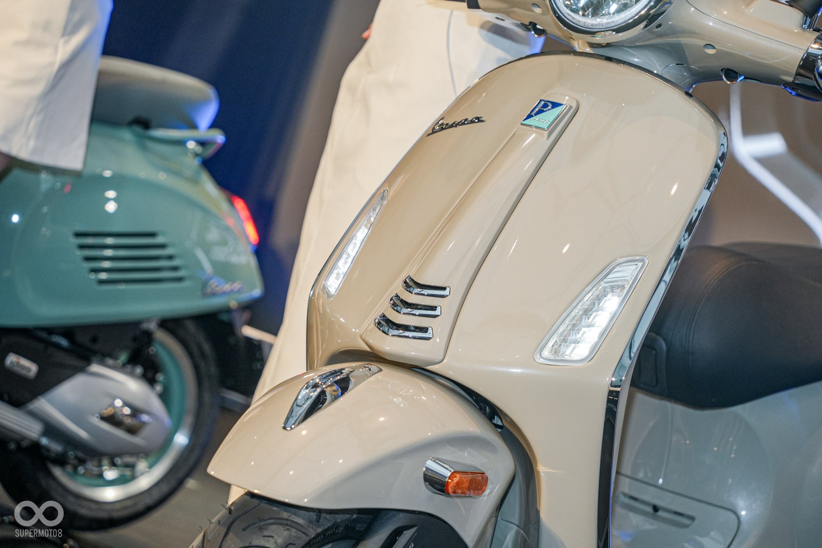 ‘Soán ngôi’ Honda SH, ‘vua xe ga’ 180cc mới thiết kế ‘nét’ hơn SH Mode chính thức ra mắt với giá hấp dẫn ảnh 3
