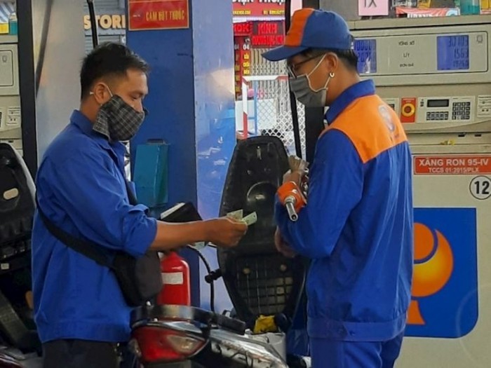 Tin xe hot 30/6: ‘Đàn em’ của Yamaha Exciter chính thức mở bán với giá mềm, phân khúc khác Honda Winner R ảnh 2