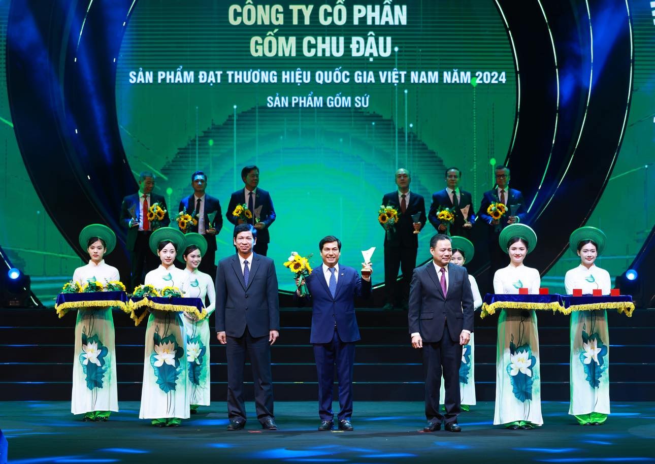 gom-chu-dau-thuong-hieu-quoc-gia-1783000367.jpg
