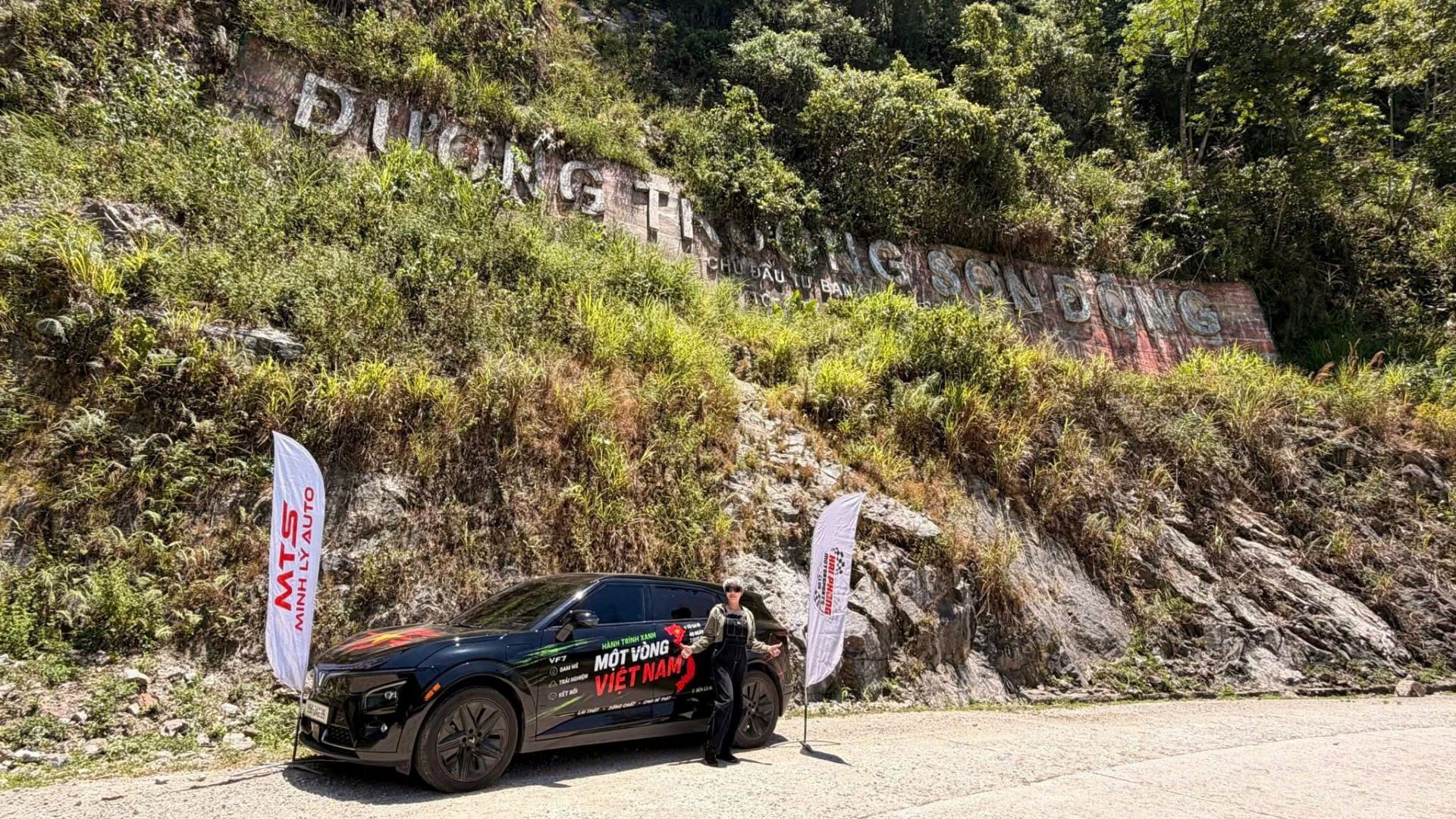 40 ngày, gần 8.000 km cùng VinFast VF 7: Chủ xe Hải Phòng khẳng định xe điện có thể chinh phục những cung đường xa nhất ảnh 1