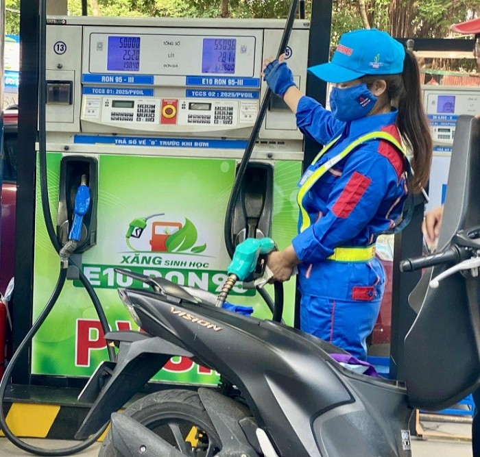 Tin xe trưa 7/7: Khắc chế Honda SH Mode, Suzuki ra mắt ‘vua xe ga’ 125cc mới đẹp hơn SH, giá 72 triệu đồng ảnh 2