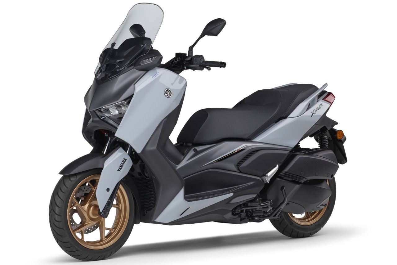 Quyết đả bại Honda SH, Yamaha chính thức mở bán ‘huyền thoại xe ga’ 249cc mới cực xịn, giá 104 triệu đồng ảnh 4