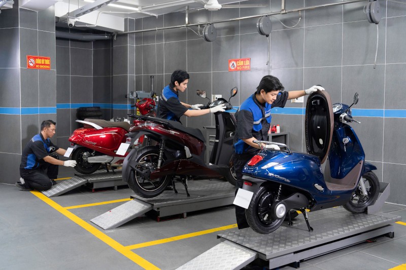 Chủ xe máy điện VinFast bất ngờ nhận quà chăm xe miễn phí trị giá tới 600.000 đồng ảnh 1