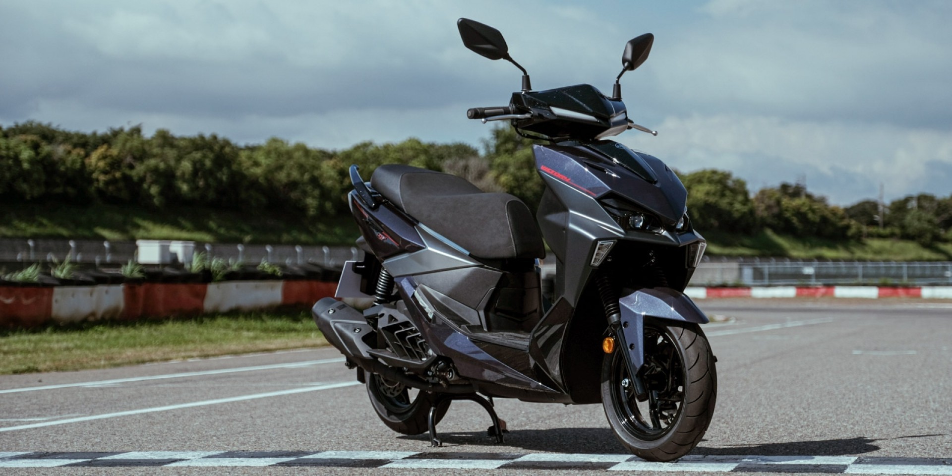 Tin xe trưa 10/7: Ra mắt ‘vua xe ga’ 158cc mới giá 88 triệu đồng, thiết kế ‘nét’ hơn Honda Vario, trang bị như SH 160i ảnh 1
