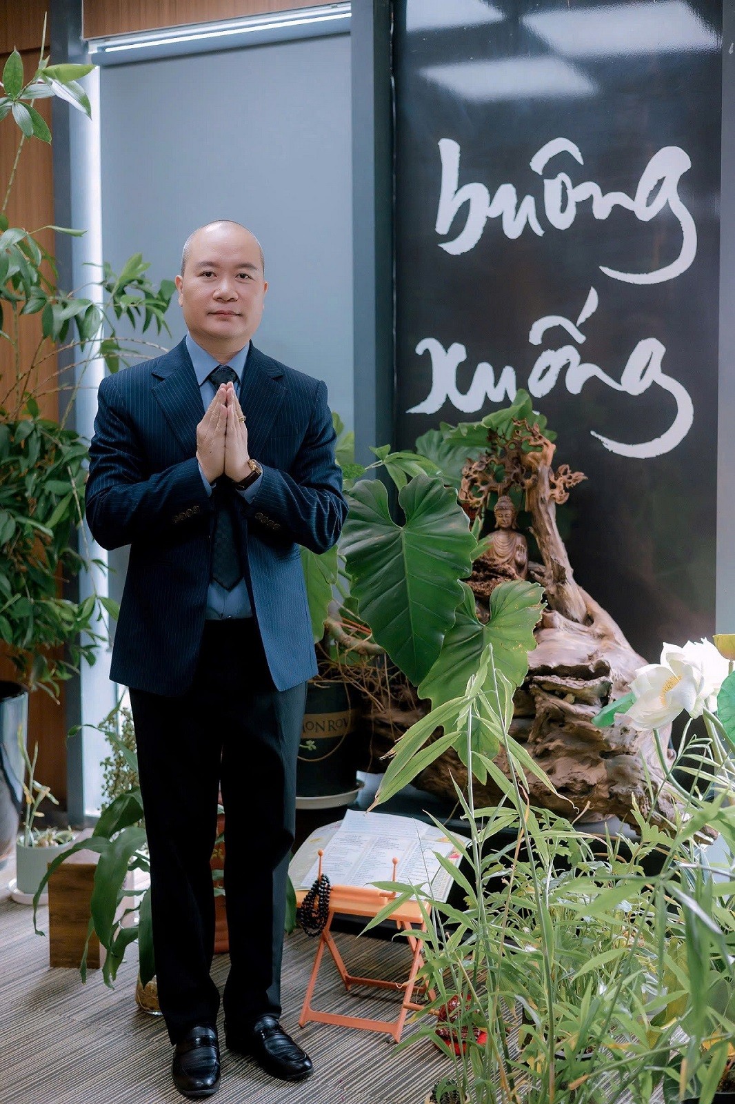 doanh-nhan-le-quang-duong-buong-xuong-1783926109.jpg