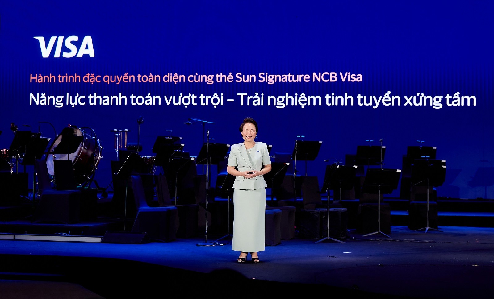 ba-dang-tuyet-dung-giam-doc-quoc-gia-cua-visa-tai-viet-nam-va-lao-1784080149.jpg