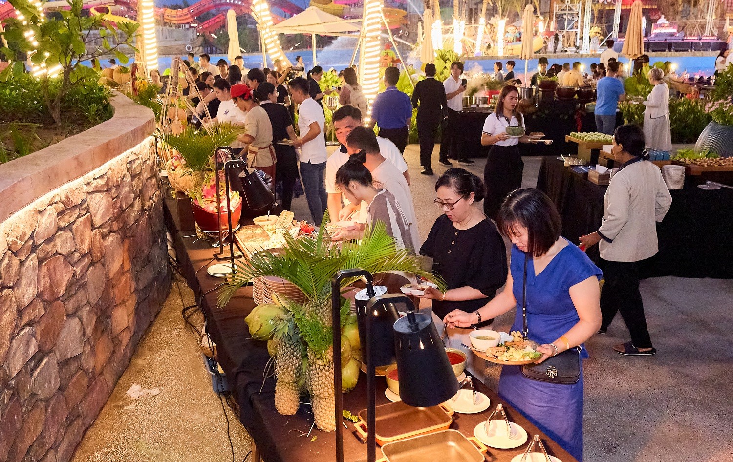 buffet-cong-vien-nuoc-vung-tau-1784178595.jpg