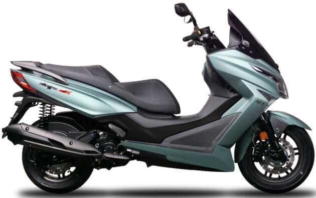 Quên Honda SH đi, ‘vua xe ga’ 250cc mới giá 100 triệu đồng chính thức ra mắt, có ABS 2 kênh của Bosch, màn LCD xịn sò ảnh 2