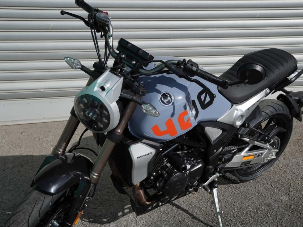 ‘Vua côn tay’ mới phân khối lớn hơn Honda Winner R và Yamaha Exciter chính thức ra mắt, ‘gây sốt’ vì giá quá rẻ ảnh 3