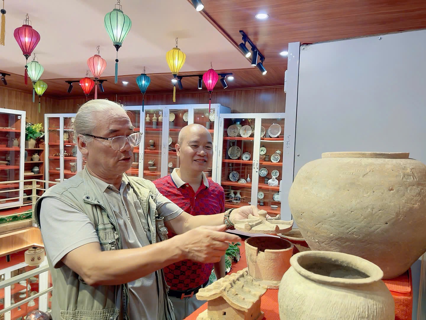 mentor-le-quang-duong-che-tac-gom-luy-lau-1784974812.jpg