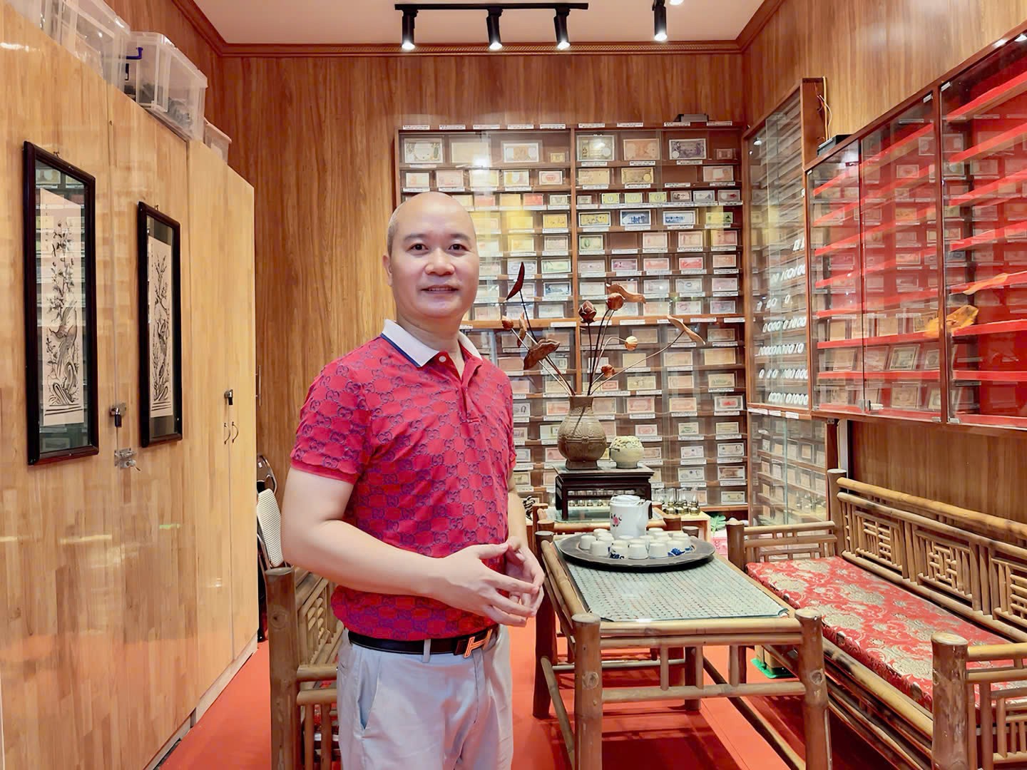 mentor-le-quang-duong-khong-gian-gom-luy-lau-1784974812.jpg