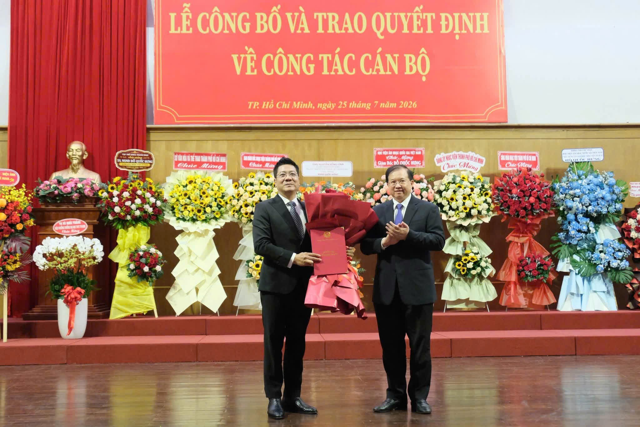 2aoboqmv1dualstqbgtr0owf4hzyfsljzxl65sc4-1785030786.jpg