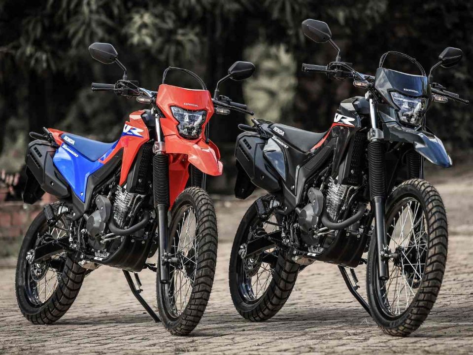 Honda chính thức ra mắt ‘huyền thoại côn tay’ mới giá ‘mềm’: Khác biệt Winner R và Yamaha Exciter, có phanh ABS 2 kênh ảnh 1