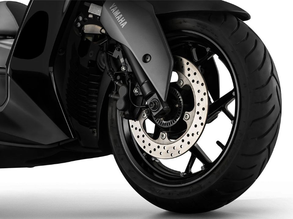 Yamaha chính thức ra mắt ‘vua xe ga’ 292cc mới ấn tượng hơn Honda SH: Có ABS 2 kênh và TCS, giá cạnh tranh ảnh 7