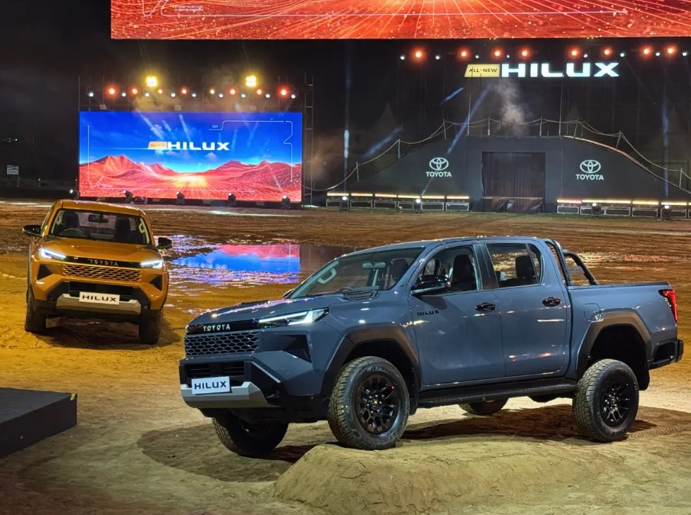 Toyota chính thức ra mắt ‘vua bán tải’ mới cực ‘chất’, khắc chế cứng Ford Ranger với mức giá hấp dẫn ảnh 2