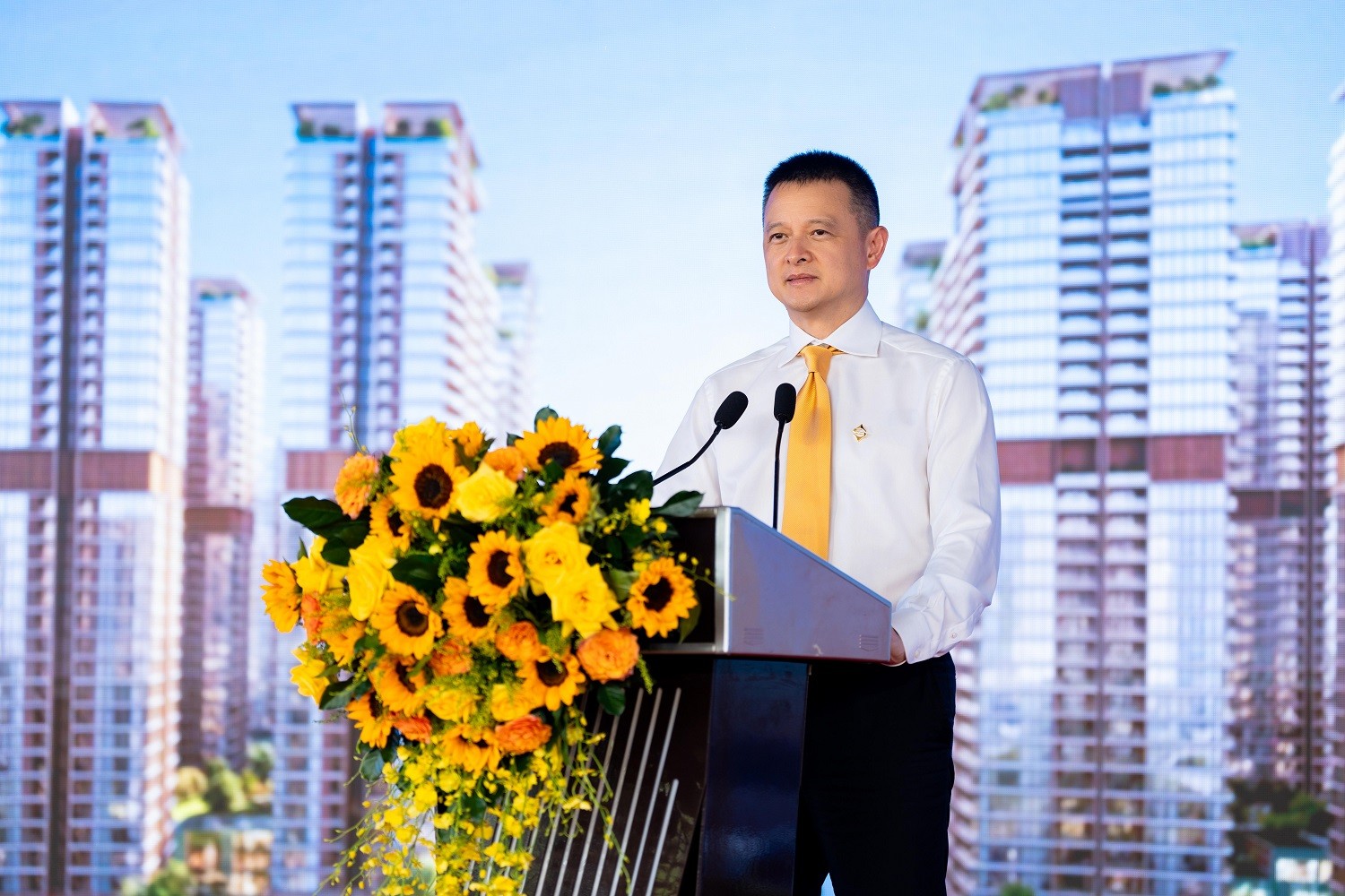 dang-minh-truong-chu-tich-hdqt-sun-group-1785755257.jpg
