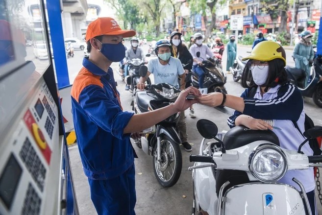 Tin xe trưa 3/8: Ra mắt ‘vua côn tay’ 249cc mới trông ‘chất’ hơn Honda Winner R và Yamaha Exciter, giá 62 triệu đồng ảnh 2