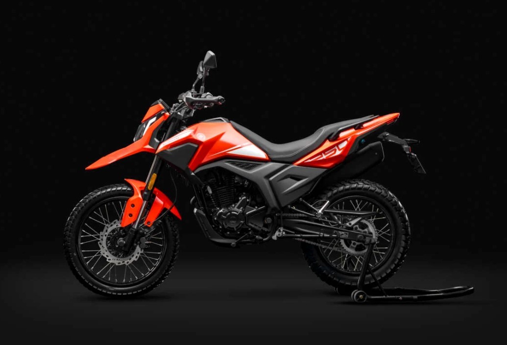 ‘Vua côn tay’ 249cc mới của Ý ra mắt với giá 51 triệu đồng rẻ ngang Yamaha Exciter, trang bị ‘đỉnh’ hơn Honda Winner R ảnh 2