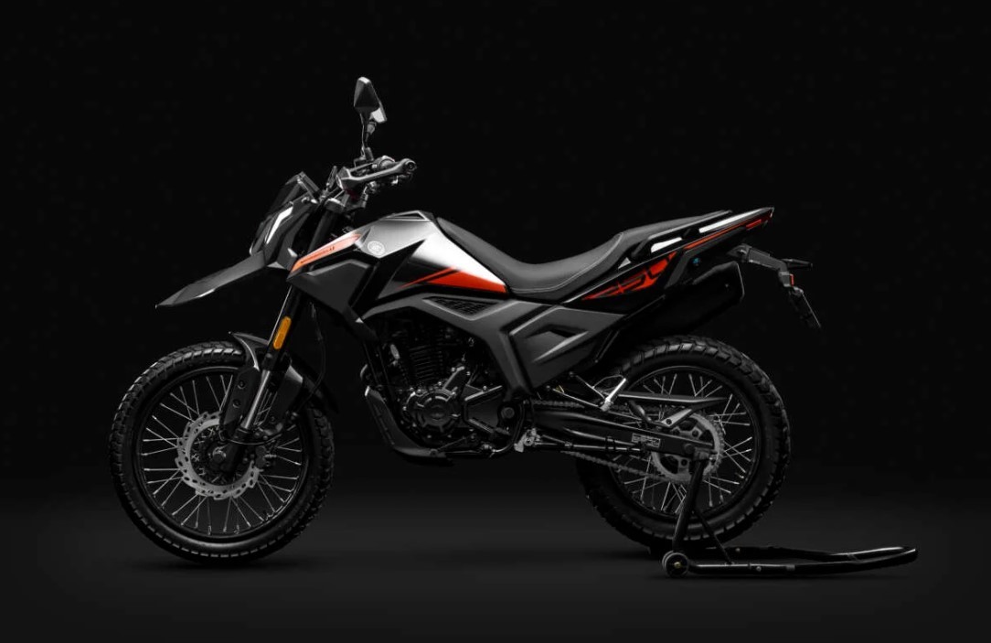 ‘Vua côn tay’ 249cc mới của Ý ra mắt với giá 51 triệu đồng rẻ ngang Yamaha Exciter, trang bị ‘đỉnh’ hơn Honda Winner R ảnh 3