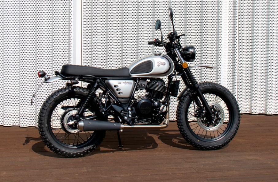 ‘Vua côn tay’ 249cc mới ra mắt với giá 62 triệu đồng: Rẻ gần bằng Yamaha Exciter và Honda Winner R, có phanh ABS 2 kênh ảnh 1