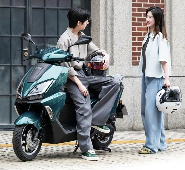 Thay thế Vision, Honda chính thức ra mắt xe ga ‘chủ lực’ mới giá 35,6 triệu đồng, dùng động cơ 125cc ngang SH Mode ảnh 3
