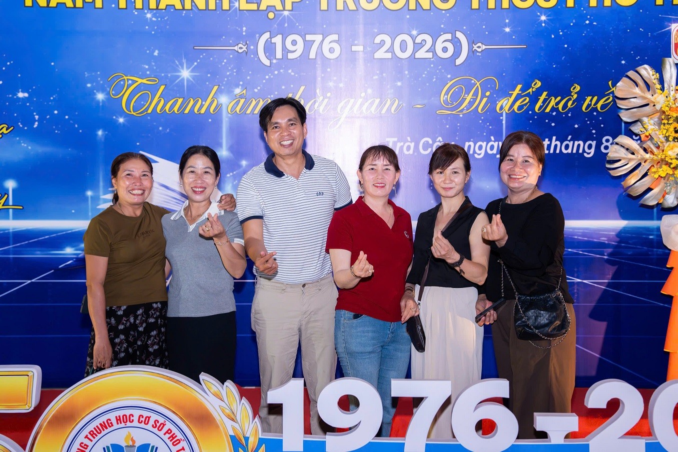 ban-hoc-cu-truong-thcs-pho-thuan-1786372308.jpg