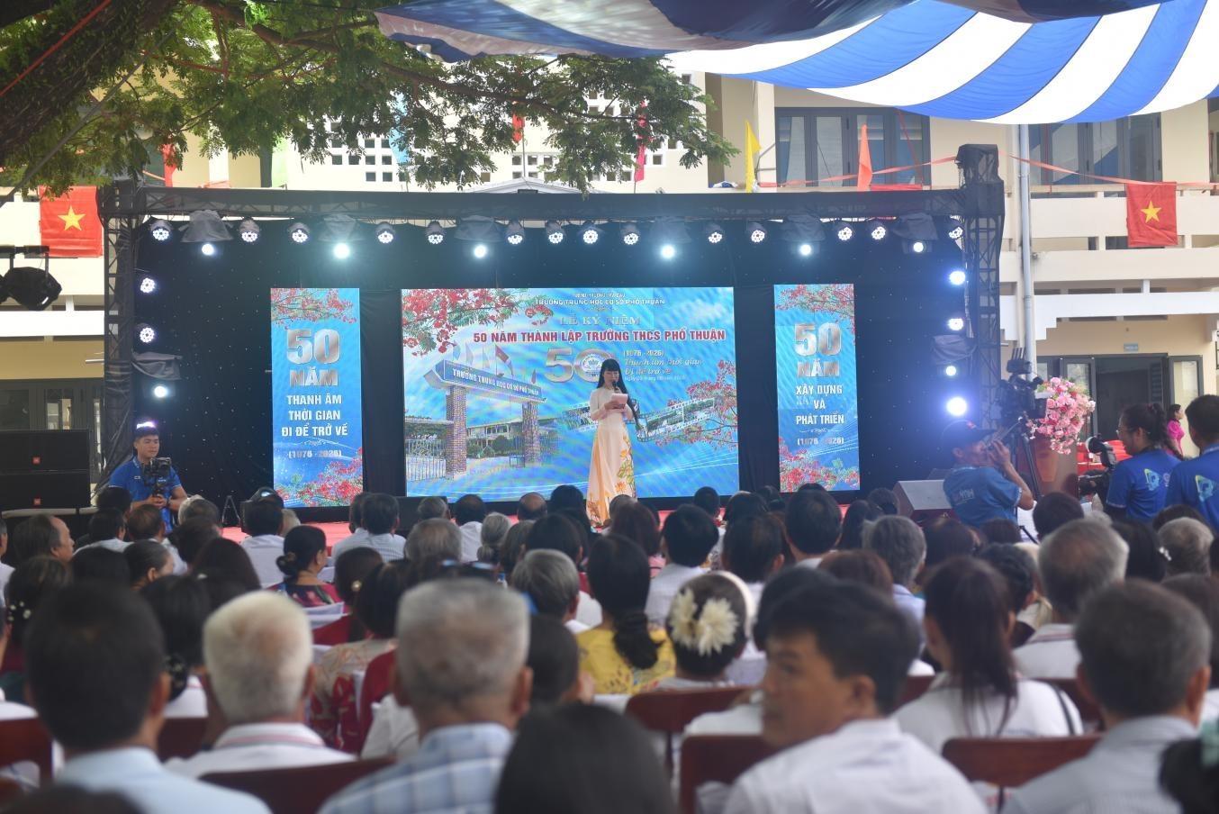 ky-niem-50-nam-truong-thcs-pho-thuan-1786369832.jpg