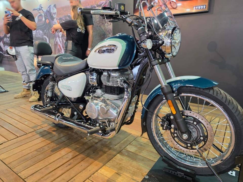 Chính thức ra mắt ‘vua côn tay’ mới thiết kế khác hẳn Yamaha Exciter, trang bị vượt xa Honda Winner R, giá rẻ ảnh 1