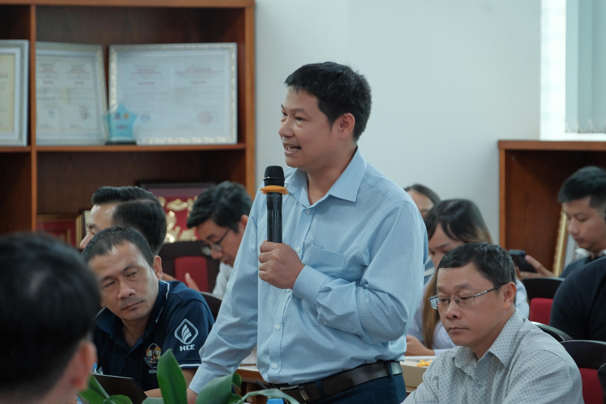gop-y-phan-mem-du-an-dong-hanh-cung-em-1786462271.jpg