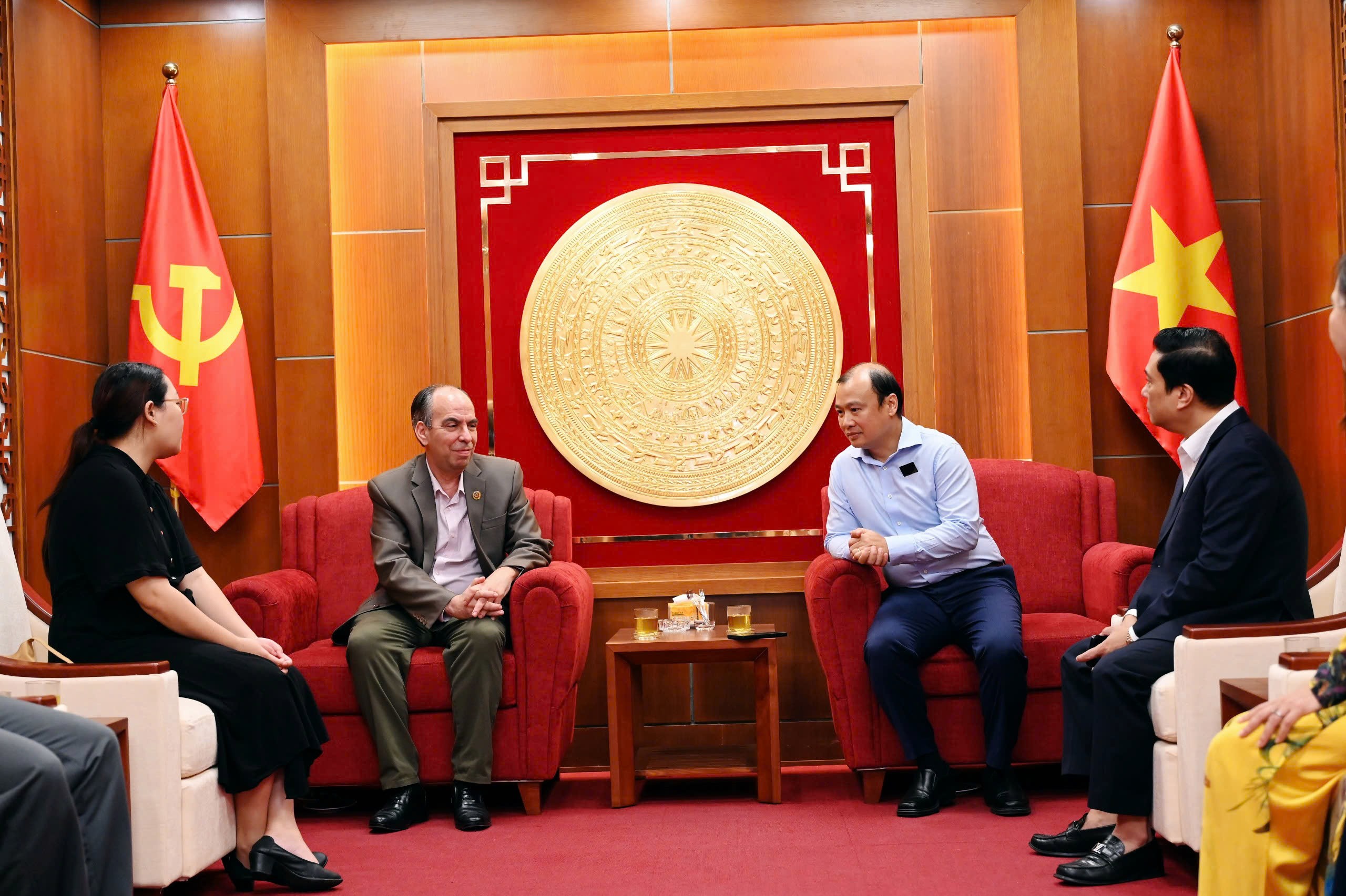 2aoboqqx4rjcq5bn0lswg3etvtz9pamdhkqvjeag-1786533376.jpg
