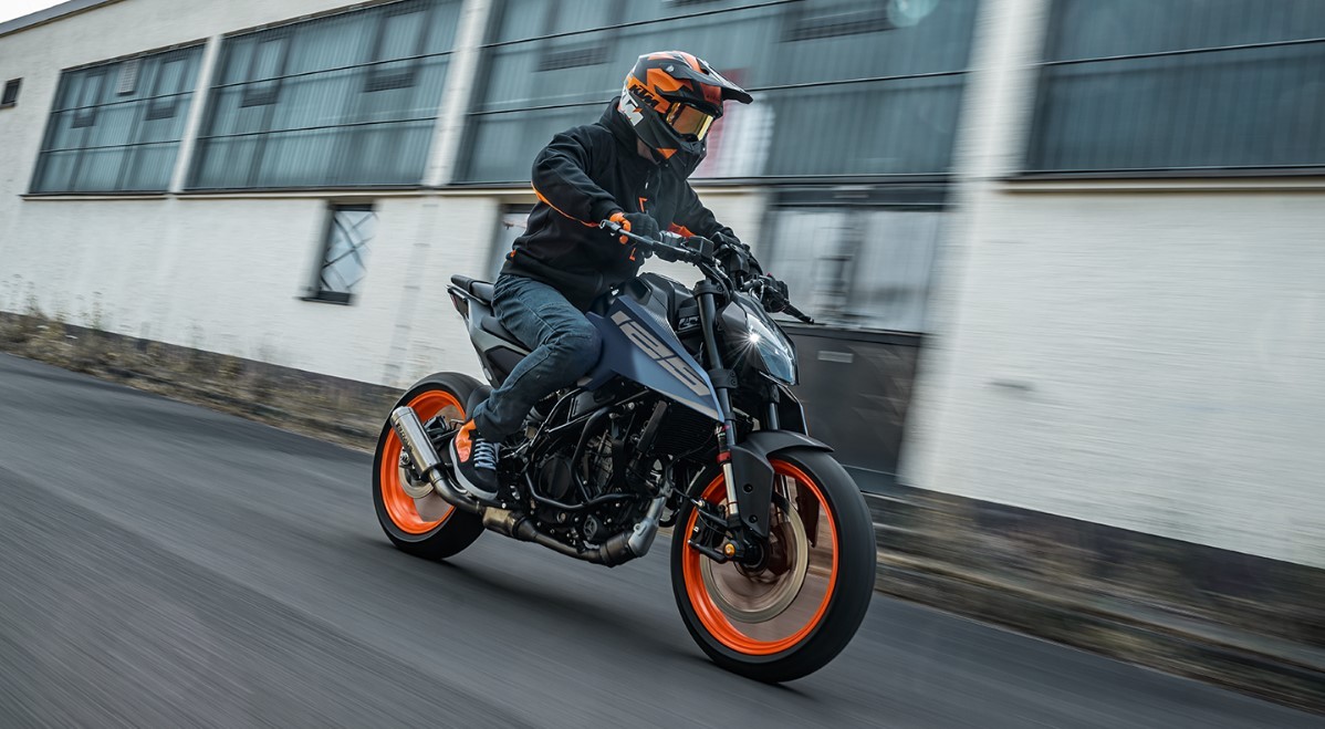‘Vua côn tay’ 125cc mới đẳng cấp châu Âu ra mắt: Phong cách khác hẳn Yamaha Exciter và Honda Winner R, có ABS, giá mềm ảnh 2