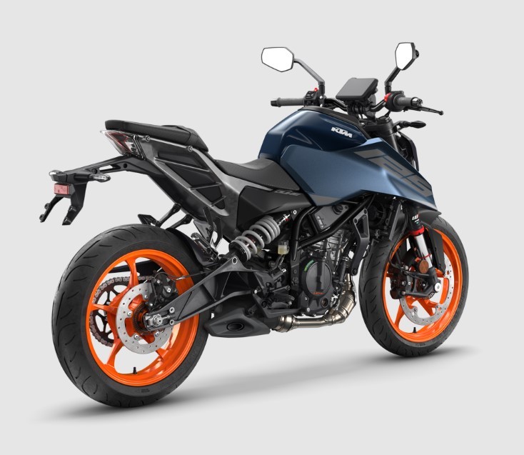 ‘Vua côn tay’ 125cc mới đẳng cấp châu Âu ra mắt: Phong cách khác hẳn Yamaha Exciter và Honda Winner R, có ABS, giá mềm ảnh 4