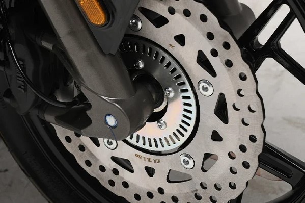 ‘Vua xe ga’ mới giá 52 triệu đồng chính thức mở bán: Thiết kế cá tính, trang bị át vía Honda SH và Air Blade ảnh 4