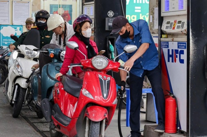 Tin xe hot 14/8: Ra mắt mẫu xe côn tay ‘bình dân’ mới giá 33 triệu đồng, xịn không kém Yamaha Exciter và Honda Winner R ảnh 2