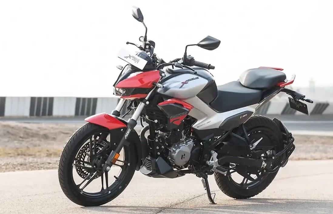 ‘Vua côn tay’ mới chính thức ra mắt: Phân khúc rẻ hơn Yamaha Exciter và Honda Winner R, có ABS 2 kênh, màn TFT cỡ lớn ảnh 3