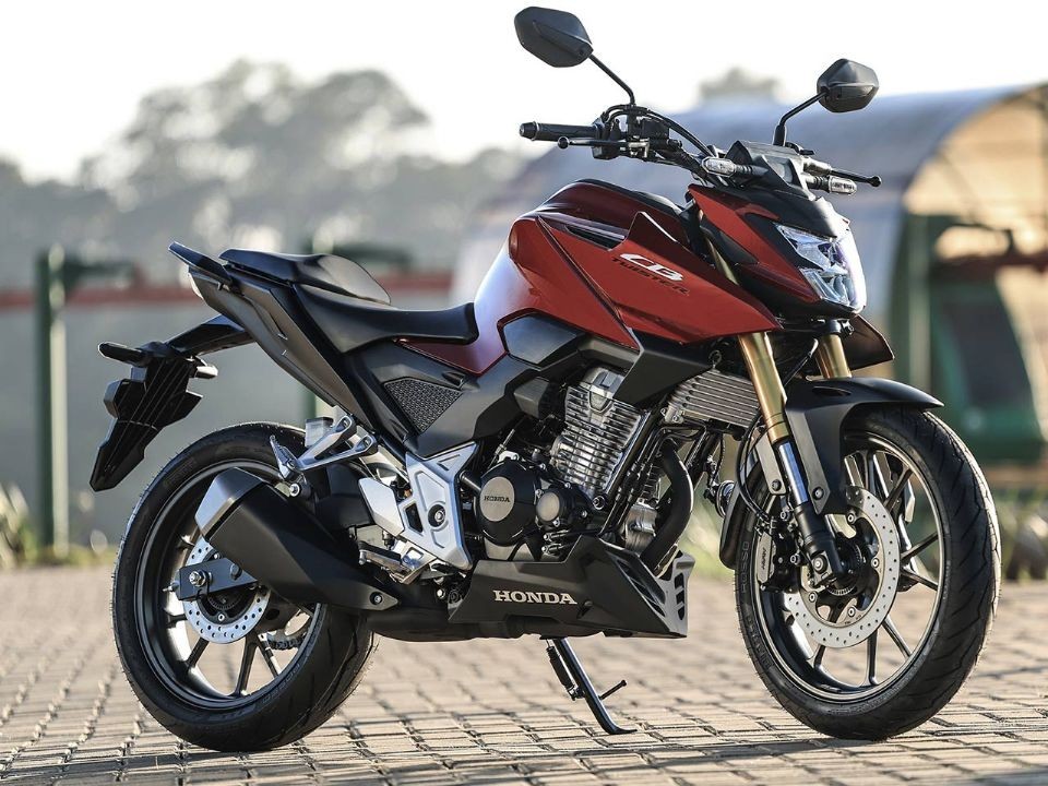 Tin xe trưa 17/8: Chính thức ra mắt ‘vua côn tay’ mới khác xa Yamaha Exciter và Honda Winner R, giá bán cạnh tranh ảnh 3