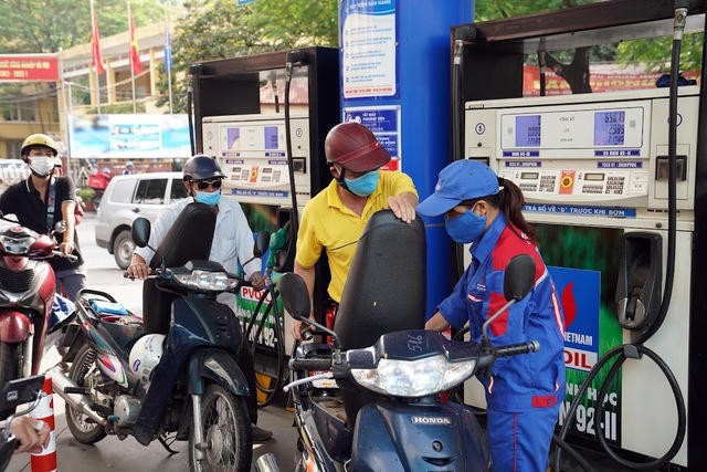 Tin xe hot 18/8: ‘Vua côn tay’ mới ‘đồng hương’ với Honda Winner R và Yamaha Exciter ra mắt với giá mềm ảnh 3