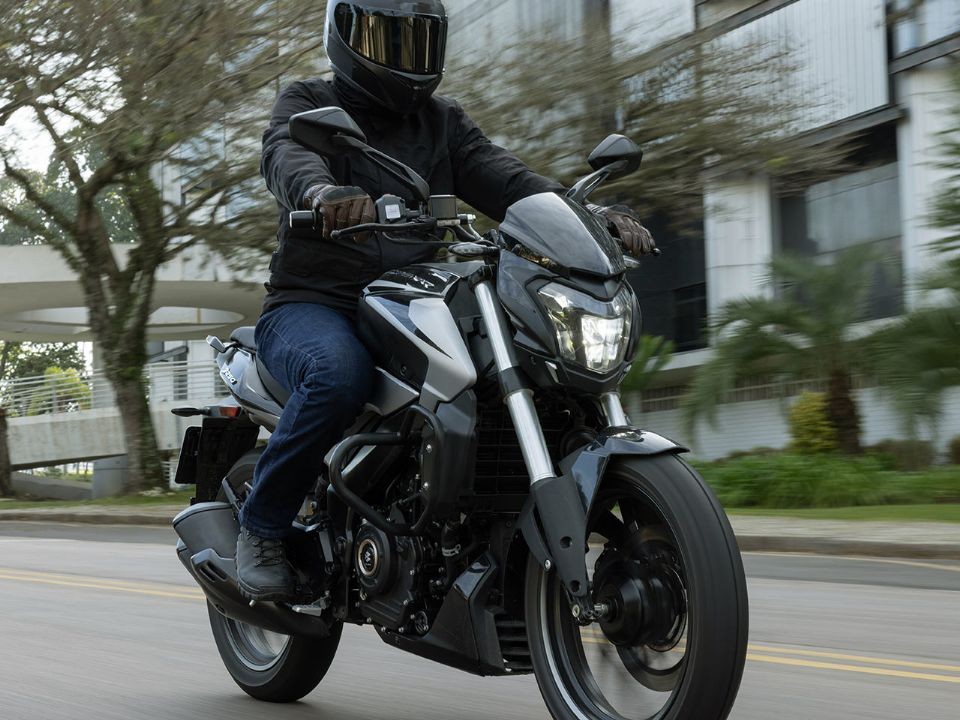 Chính thức ra mắt ‘vua côn tay’ 250cc mới thiết kế khác xa Yamaha Exciter, trang bị trên tầm Honda Winner R, giá ‘mềm’ ảnh 1
