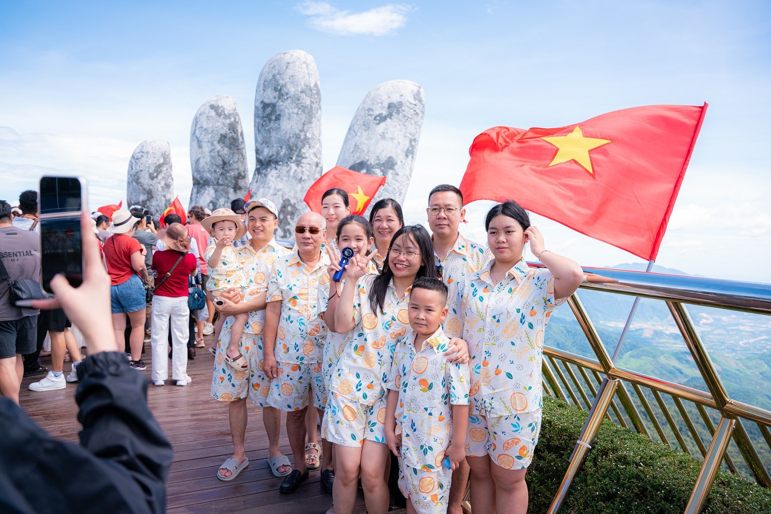check-in-cau-vang-co-to-quoc-1788177402.jpg