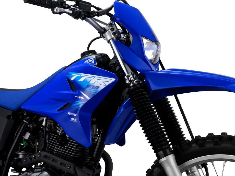 Yamaha chính thức ra mắt ‘vua côn tay’ mới với giá mềm: Động cơ 223cc vượt trội Exciter, phong cách khác Honda Winner R ảnh 2