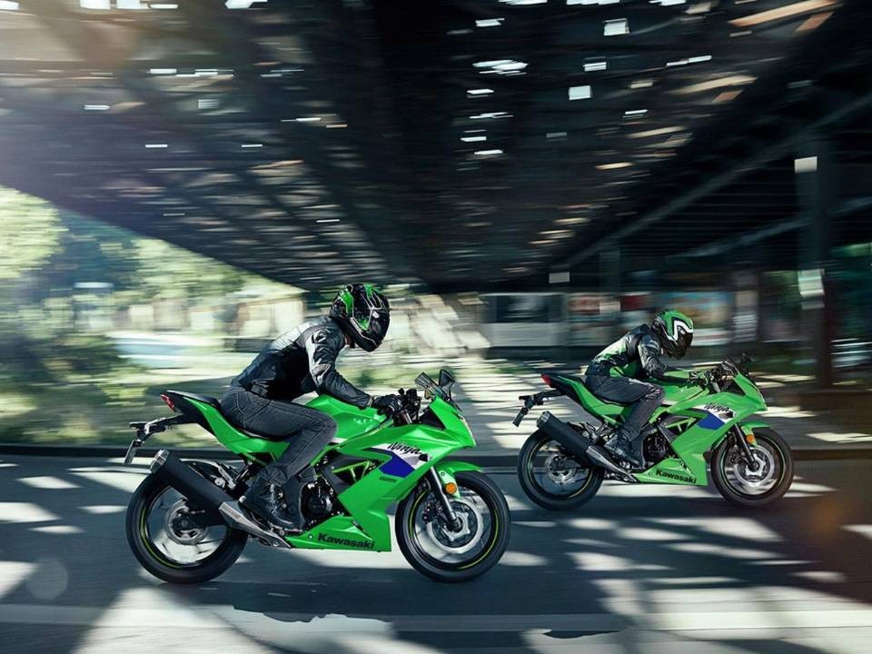 ‘Vua côn tay’ 125cc mới của Nhật chính thức ra mắt: Có ABS 2 kênh xịn hơn cả Yamaha Exciter và Honda Winner R, giá 'mềm' ảnh 3